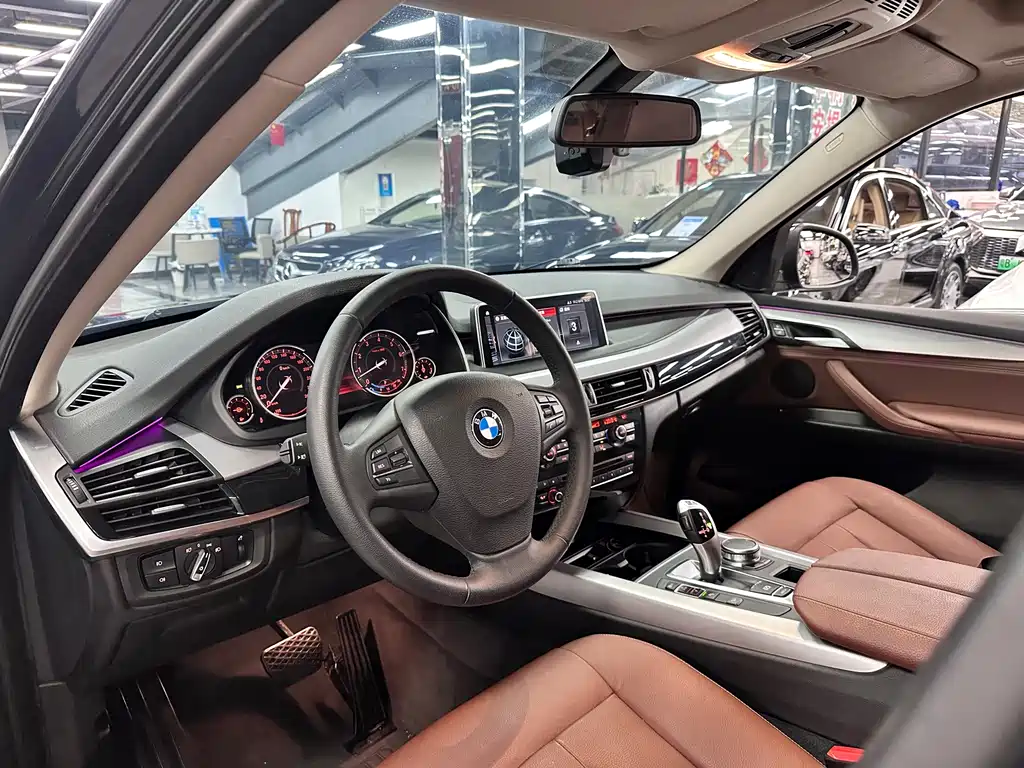 BMW X5 (Import) — миниатюра 7
