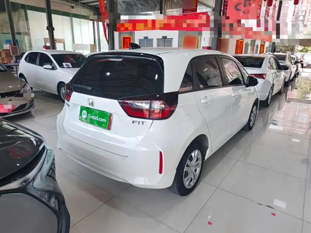 Honda Fit — миниатюра 7