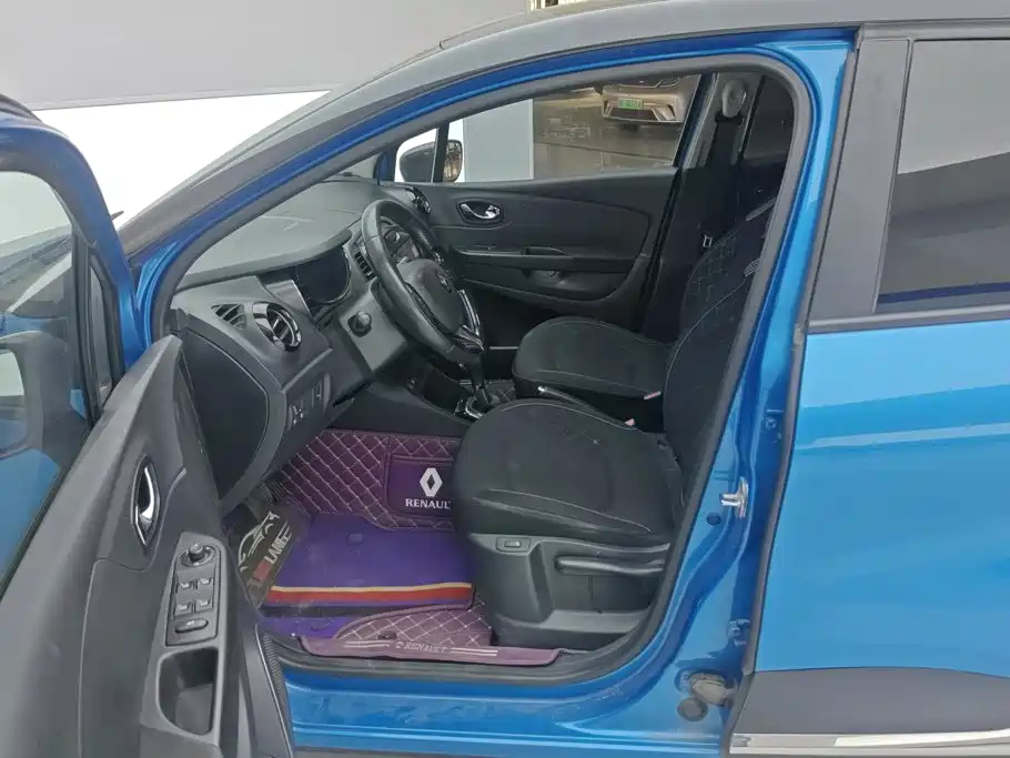 Renault Captur — миниатюра 9