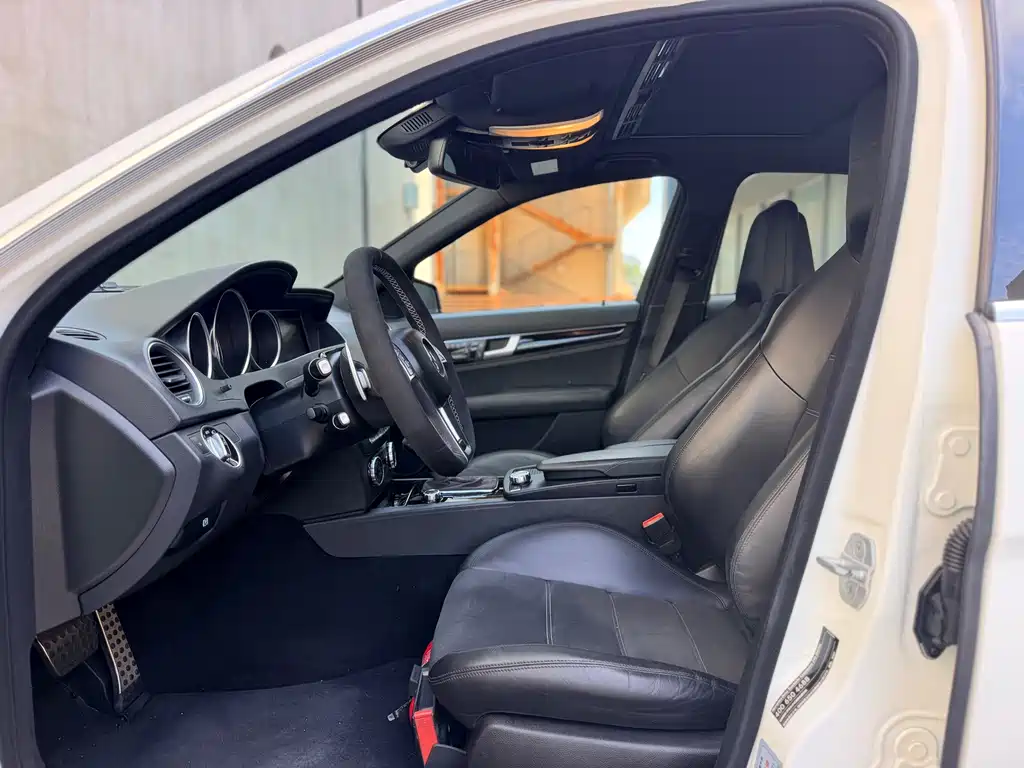 Mercedes-Benz C-Class AMG — миниатюра 16