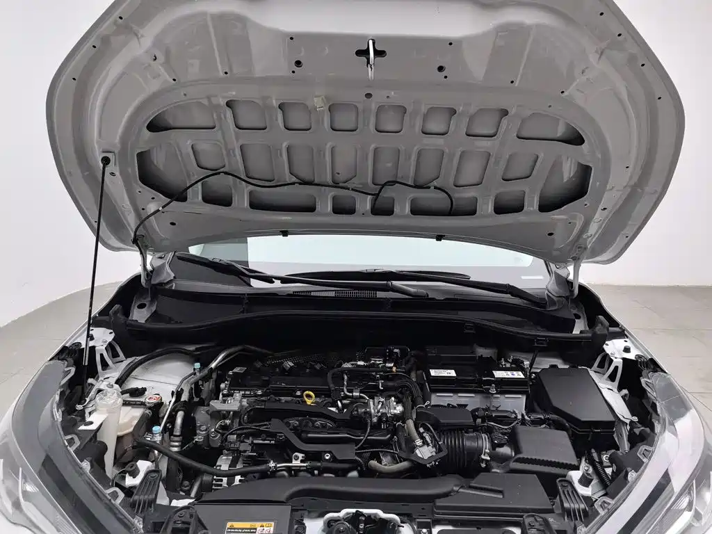 Toyota Frontlander — миниатюра 6