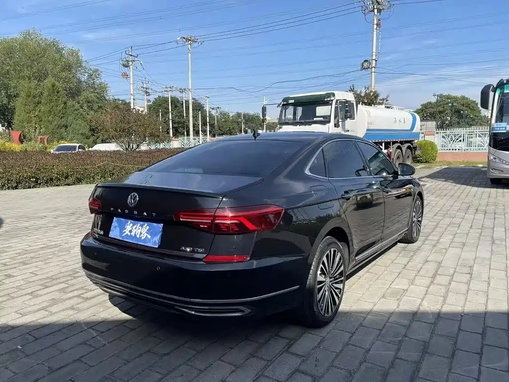 Volkswagen Passat — миниатюра 8