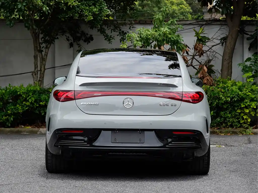 Mercedes-Benz EQE AMG — миниатюра 5