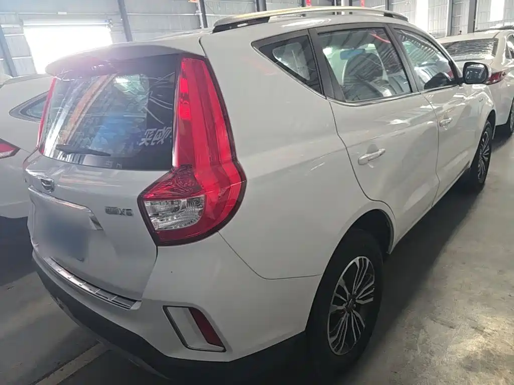 Geely Vision X6 — миниатюра 7