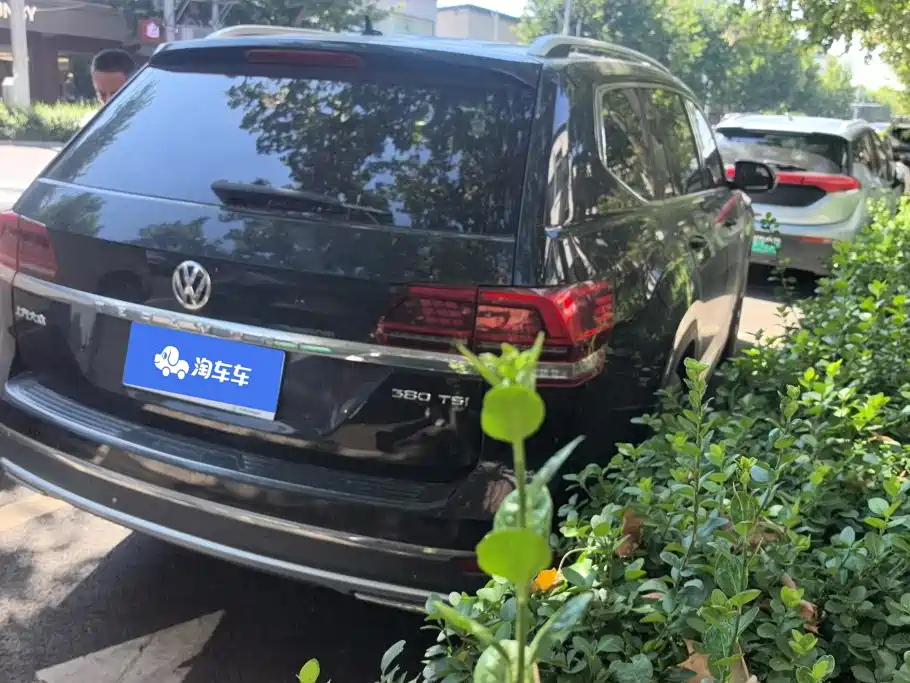 Volkswagen Teramont — миниатюра 3