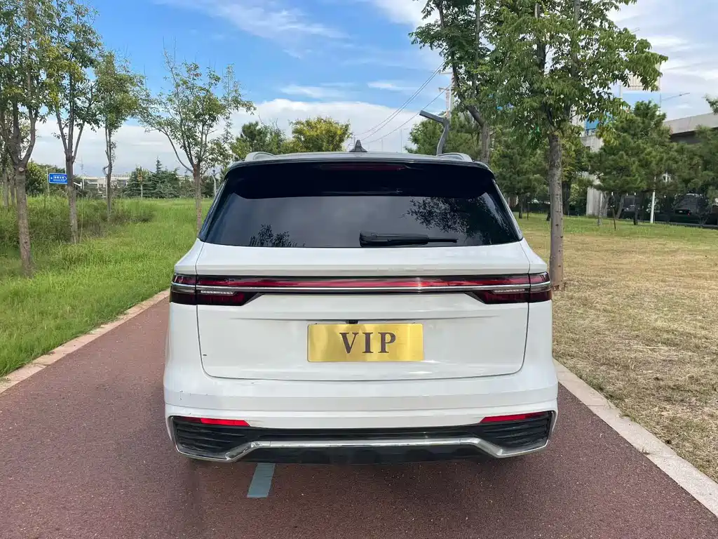 Geely Xingyue L — миниатюра 8