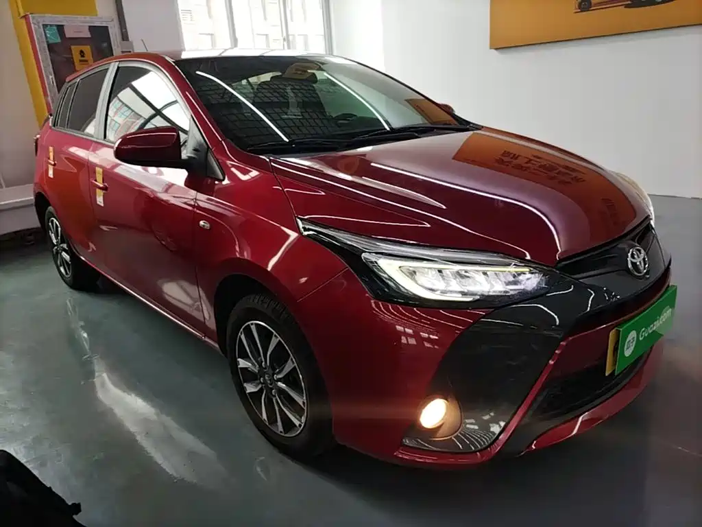 Toyota Yaris L — миниатюра 4