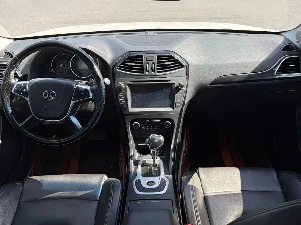 BAIC Senova D70 — миниатюра 6