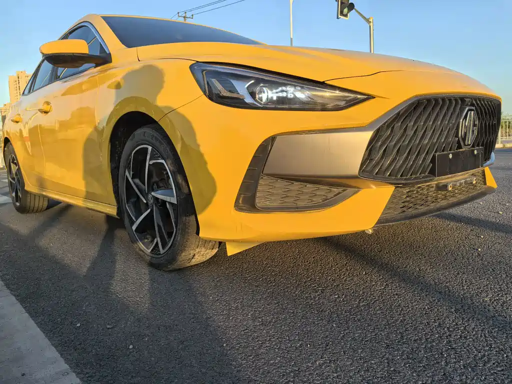 MG MG5 — миниатюра 3