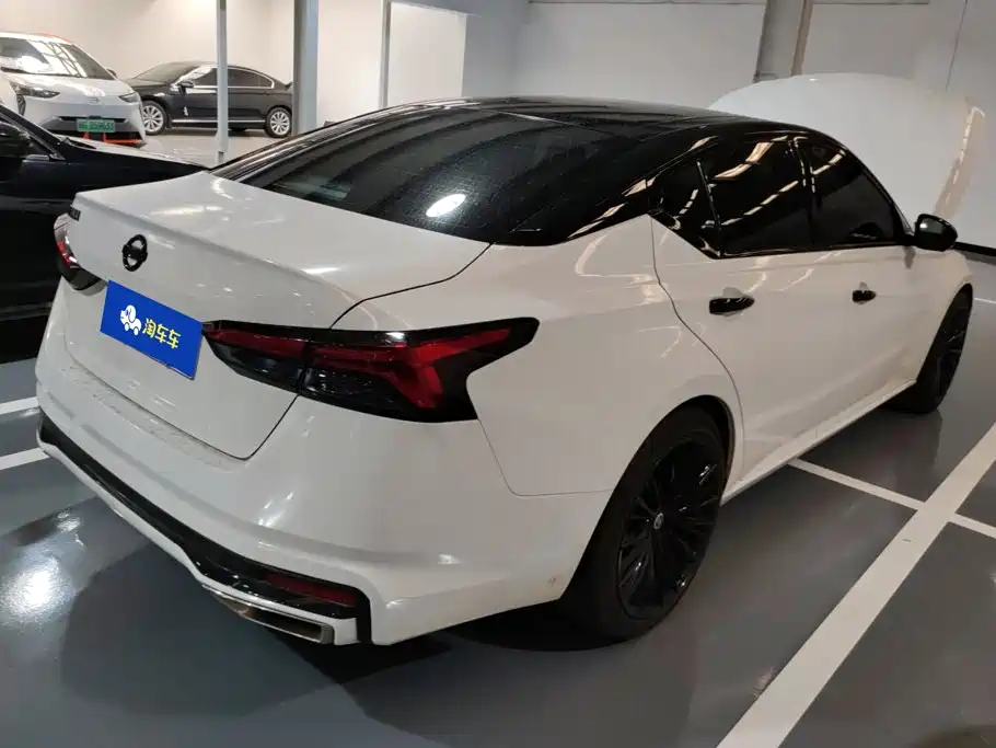 Nissan Teana — миниатюра 3