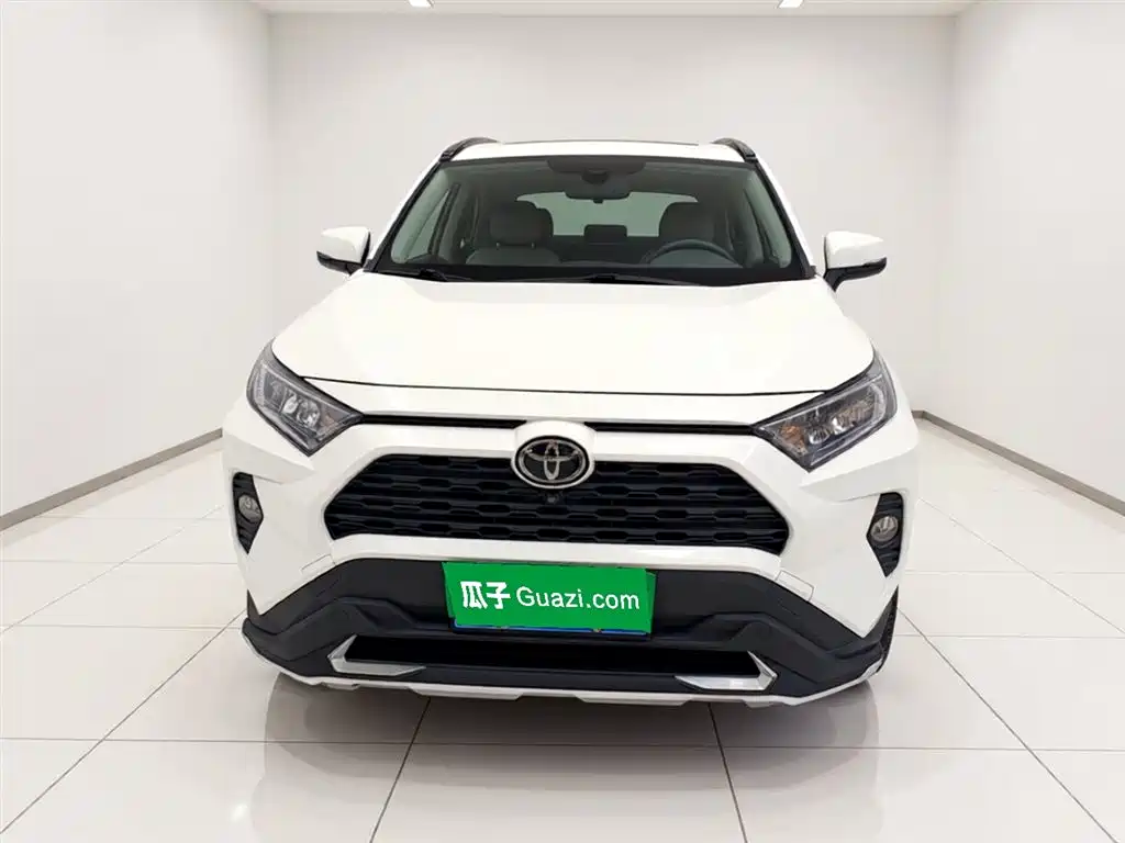 Toyota RAV4 2020 2.0L CVT PLUS