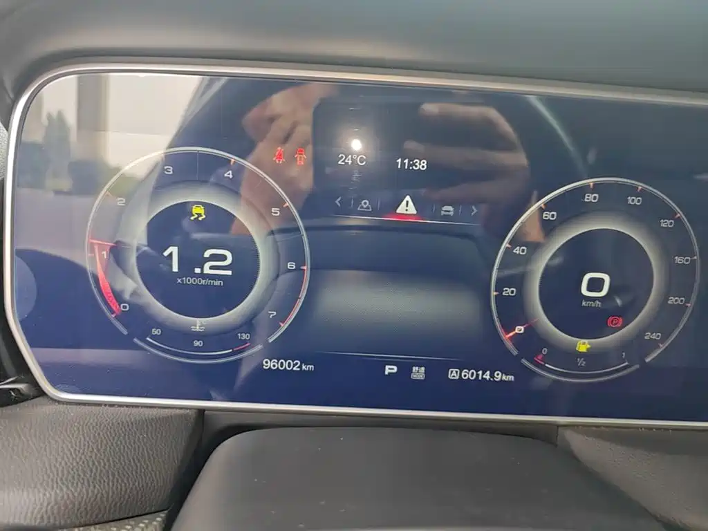 Hongqi Hongqi HS5 — миниатюра 12