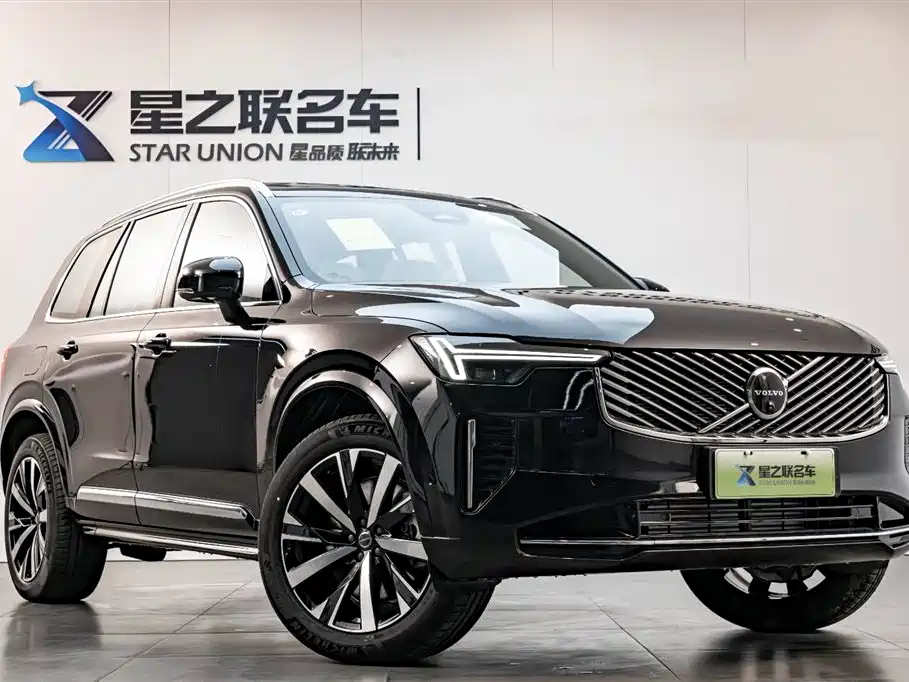 VOLVO XC90 PLUG IN HYBRID