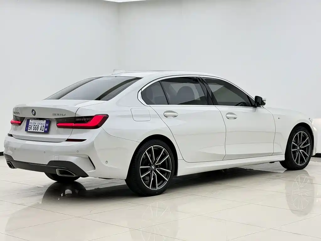BMW 3 Series — миниатюра 19