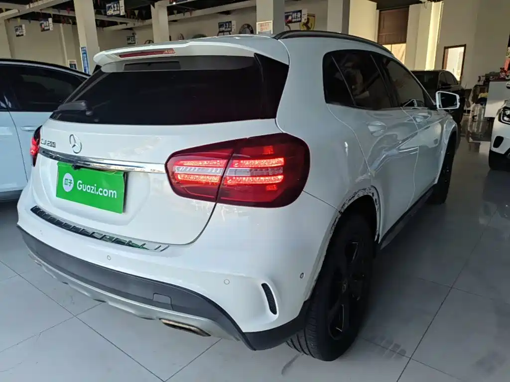 Mercedes-Benz GLA — миниатюра 7