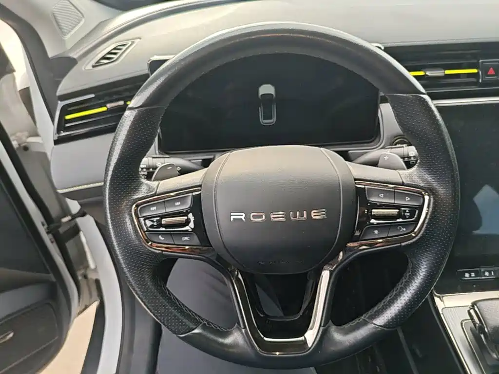 Roewe RX5 New Energy — миниатюра 11
