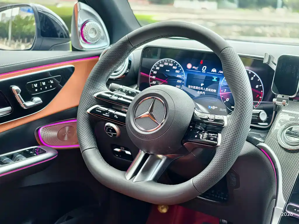 Mercedes-Benz GLC — миниатюра 10