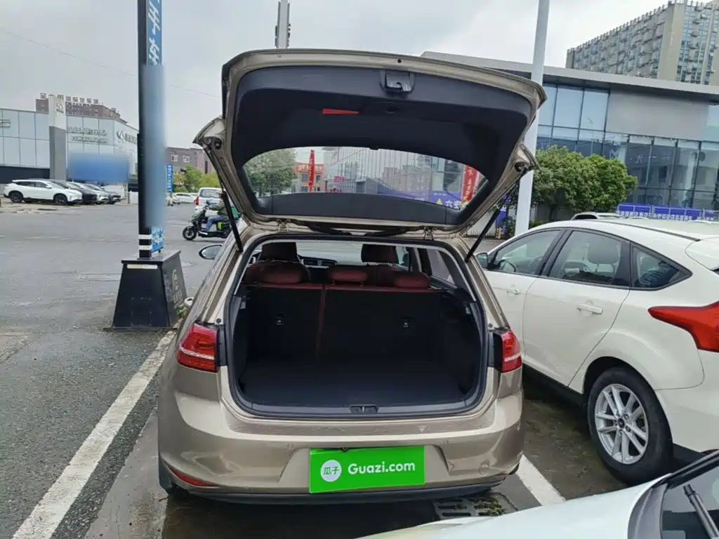 Volkswagen Golf — миниатюра 19