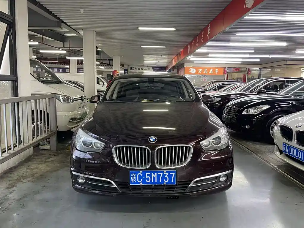 BMW 5 Series GT — миниатюра 2