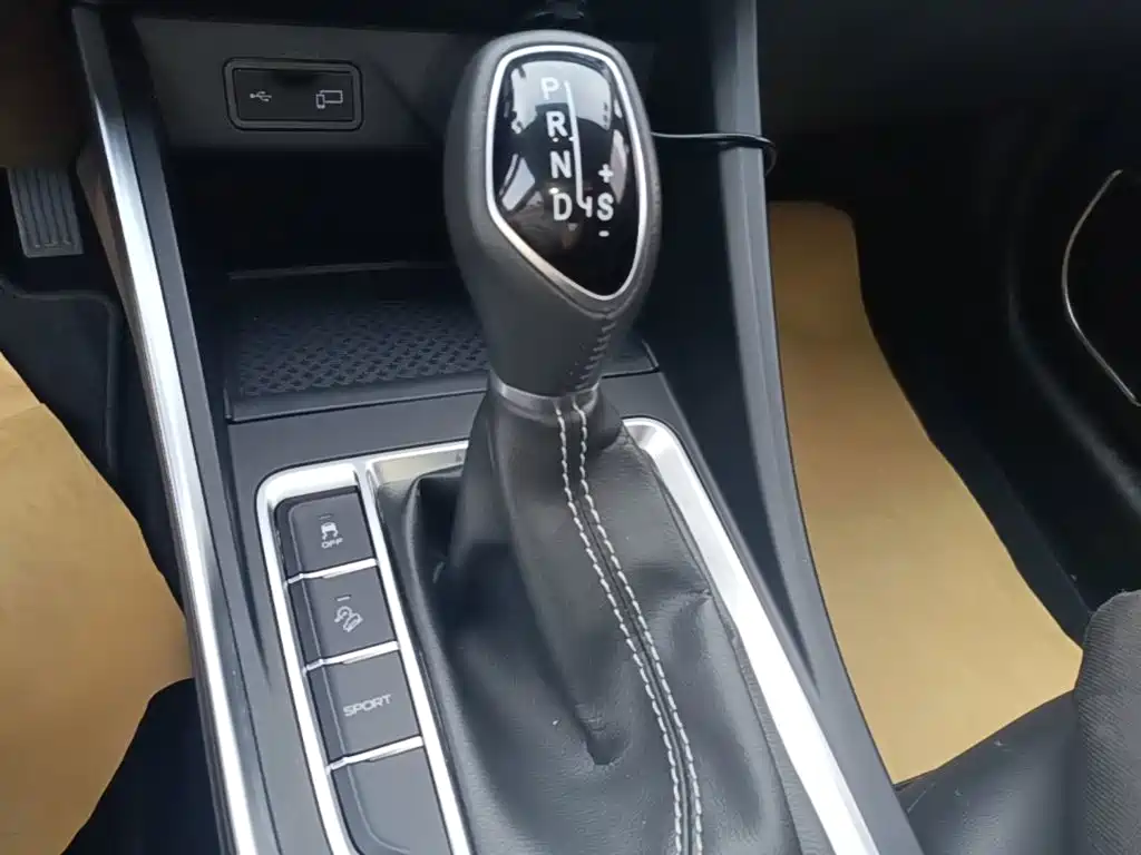 Geely Vision X3 — миниатюра 14
