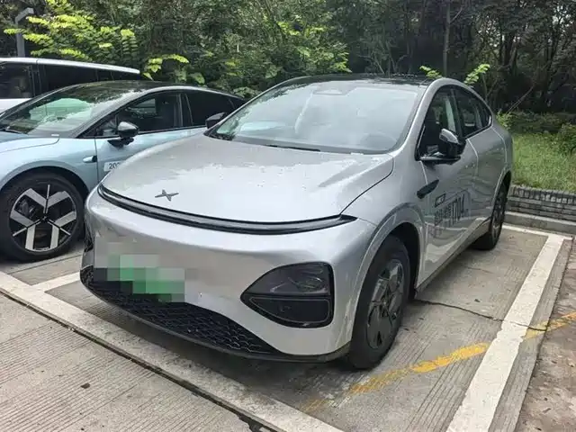 XPeng G6
