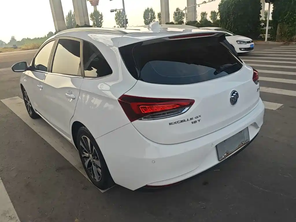 Buick Excelle — миниатюра 5