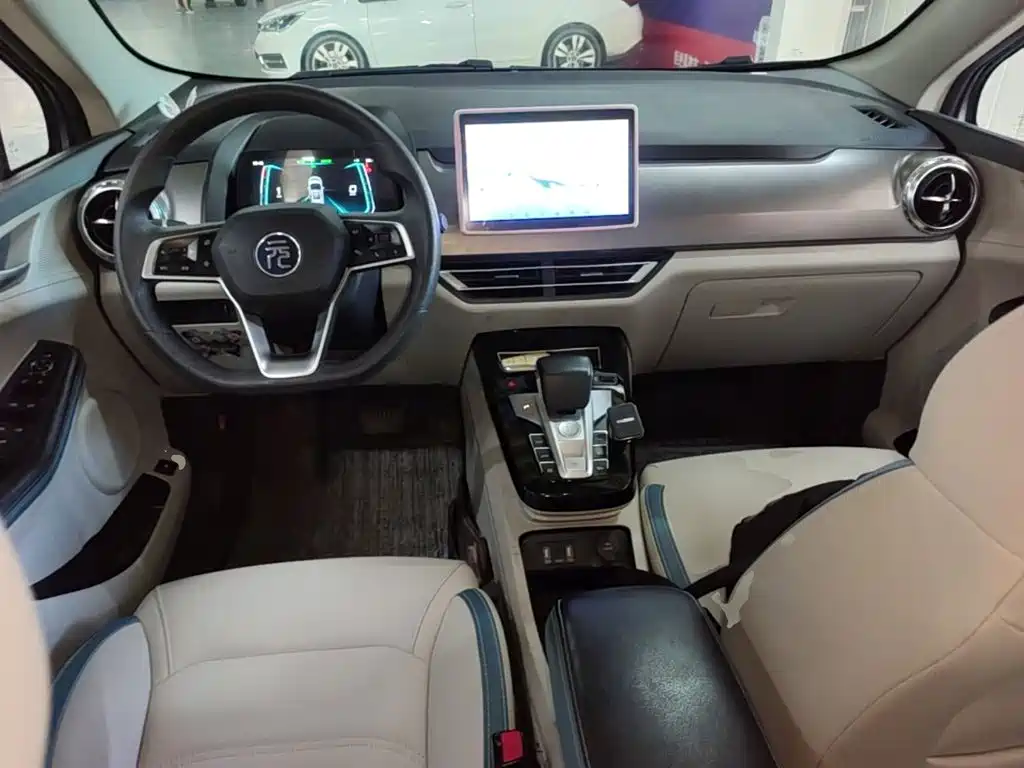 BYD Yuan Pro — миниатюра 10