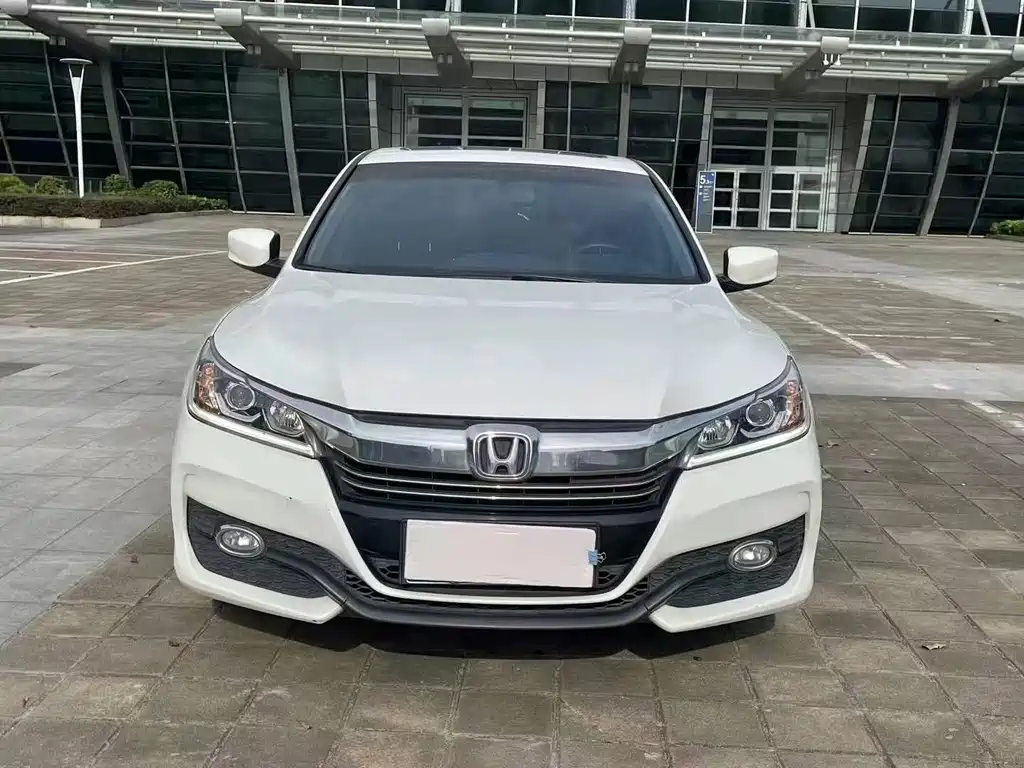 Honda Accord — миниатюра 2