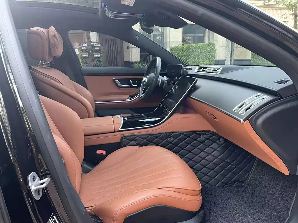 Mercedes-Benz S-Class — миниатюра 12