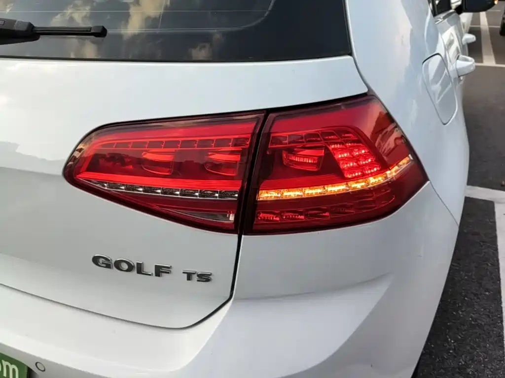 Volkswagen Golf — миниатюра 8