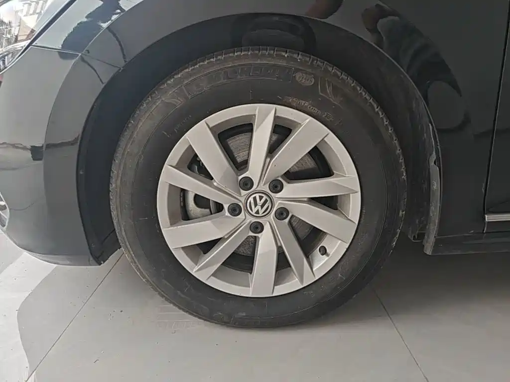 Volkswagen Passat — миниатюра 23
