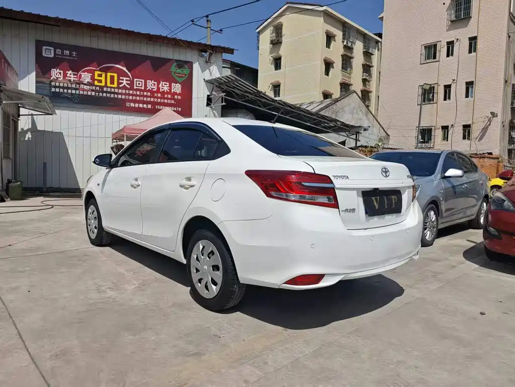 TOYOTA VIOS