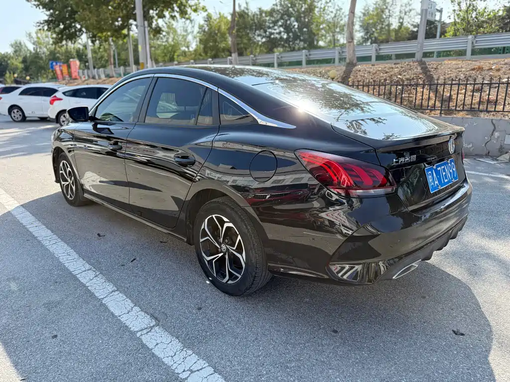 MG MG5 — миниатюра 6