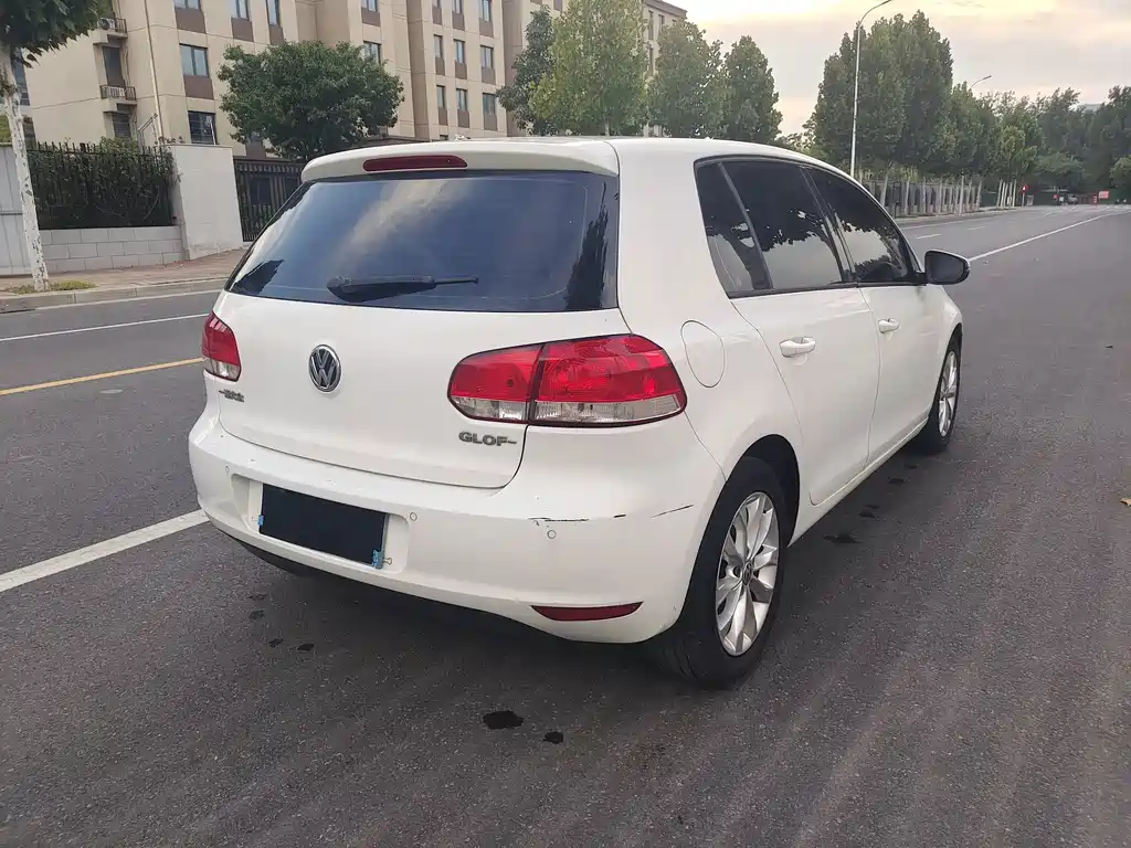 Volkswagen Golf — миниатюра 14