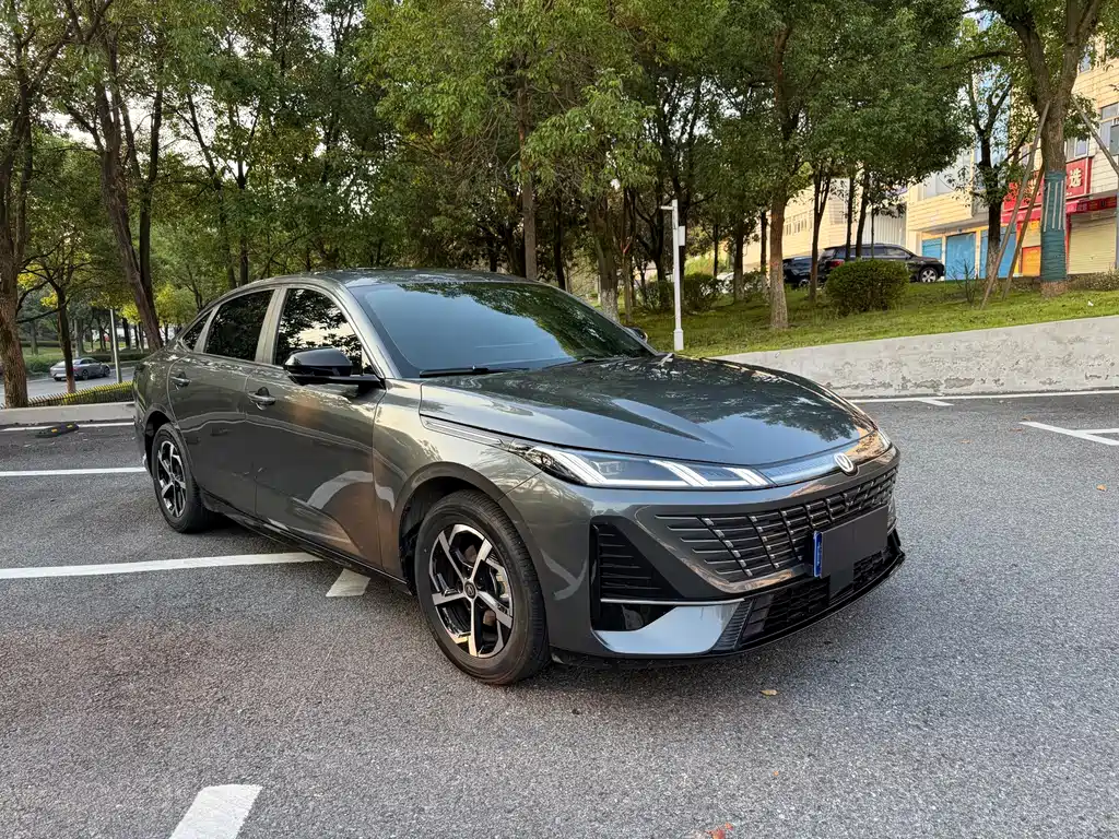Changan Eado — миниатюра 3