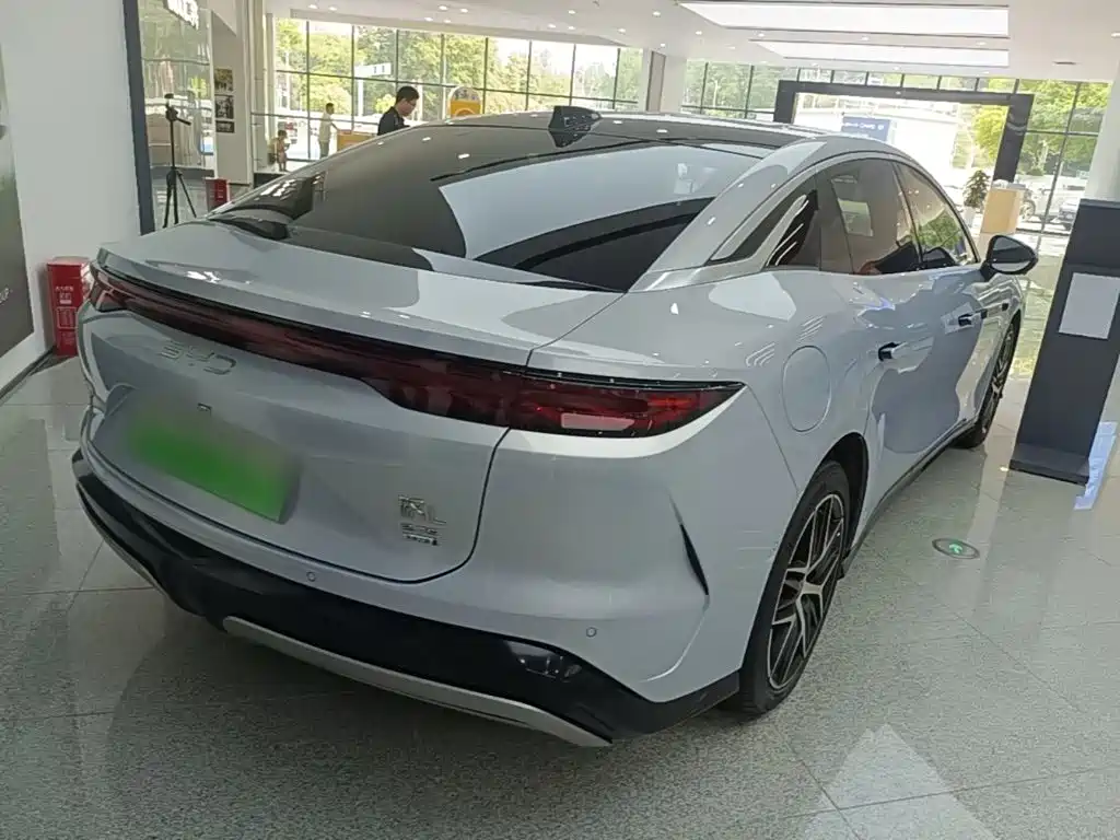 BYD Han L 2025 EV Flagship