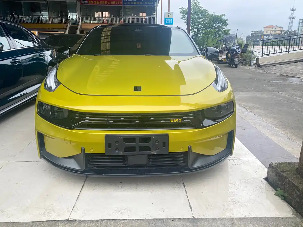 Купить Lynk & Co 03