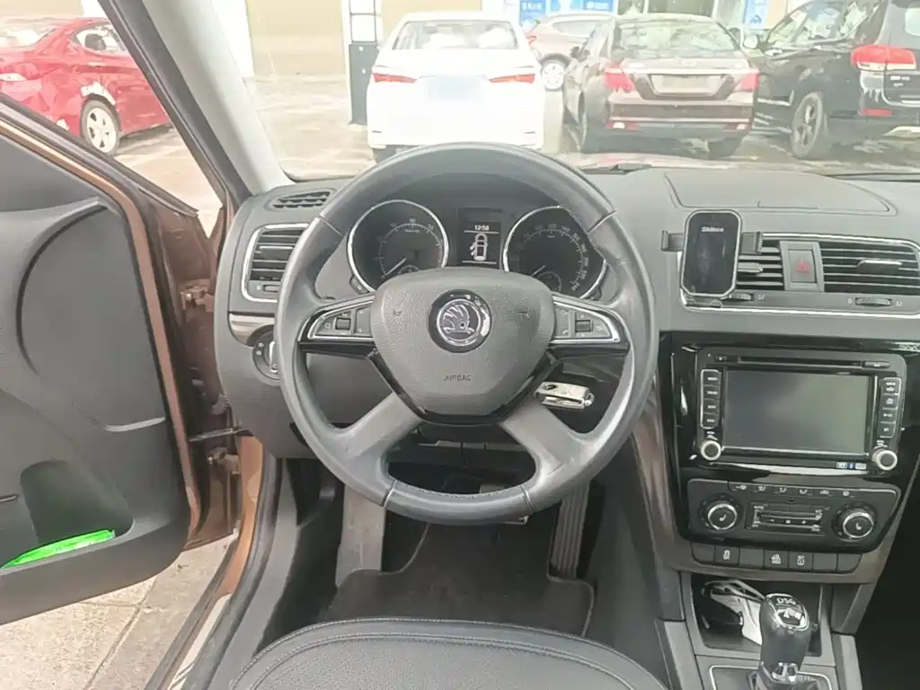 Skoda Yeti — миниатюра 11