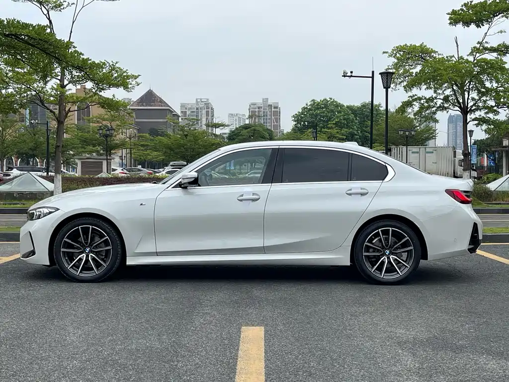 BMW 3 Series 3 2025 325Li M Sport