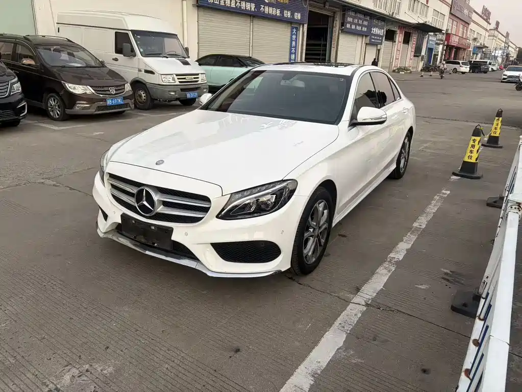 MERCEDES-BENZ C CLASS