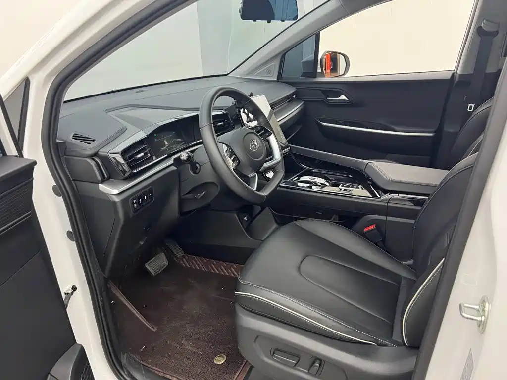 Hyundai Custo — миниатюра 6