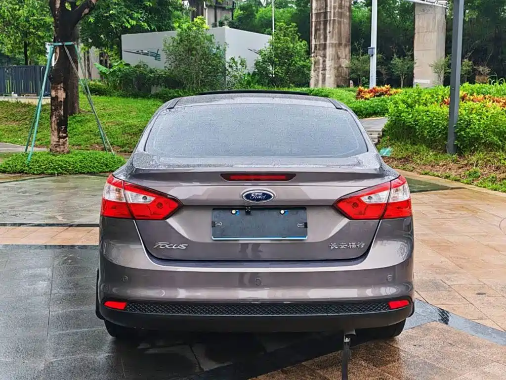 Ford Focus — миниатюра 9