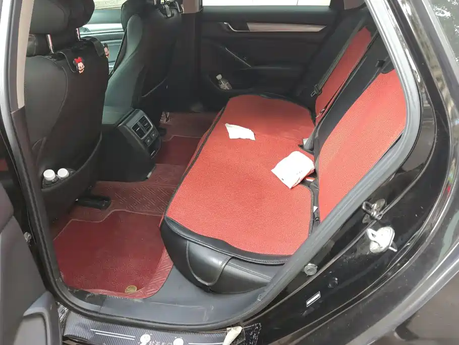 Honda Accord — миниатюра 11