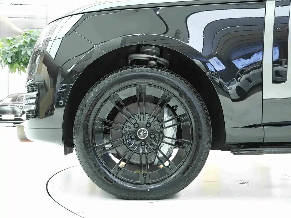 Land Rover Range Rover — миниатюра 21