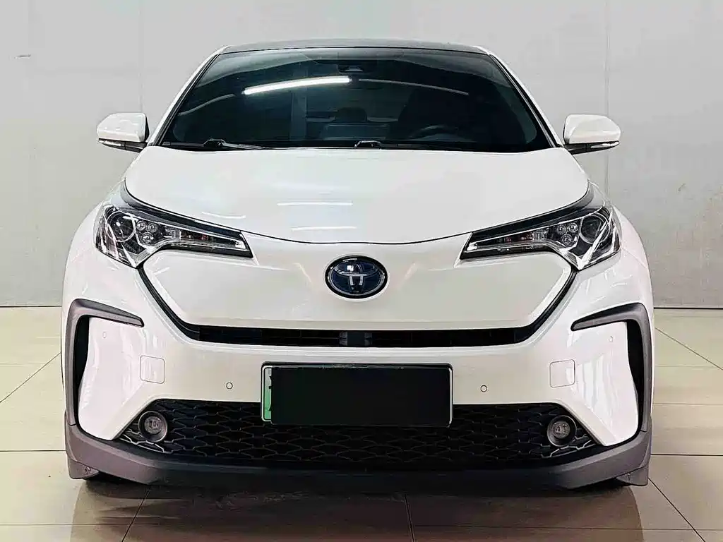 TOYOTA C HR EV
