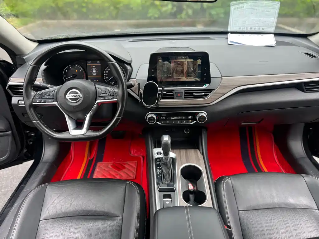 Nissan Teana — миниатюра 6