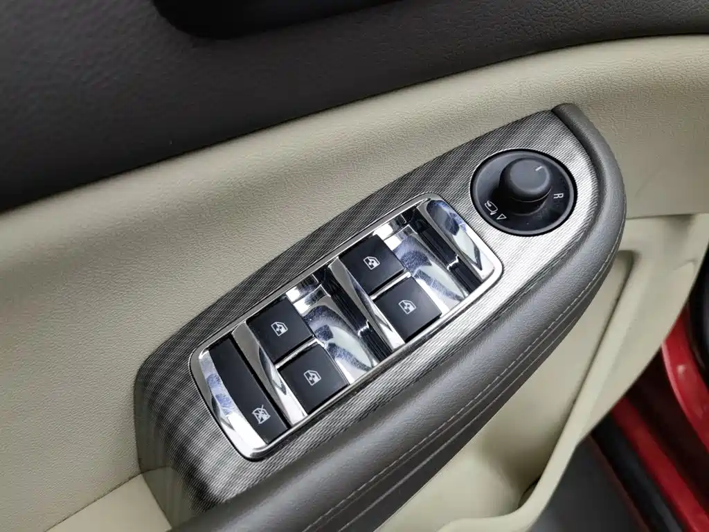 Chevrolet Malibu — миниатюра 9