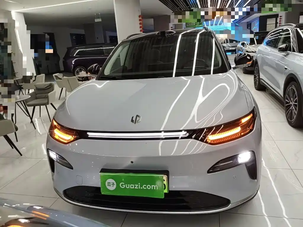 Leapmotor Leapmotor C11 — миниатюра 3