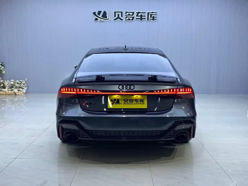 AUDI  A7