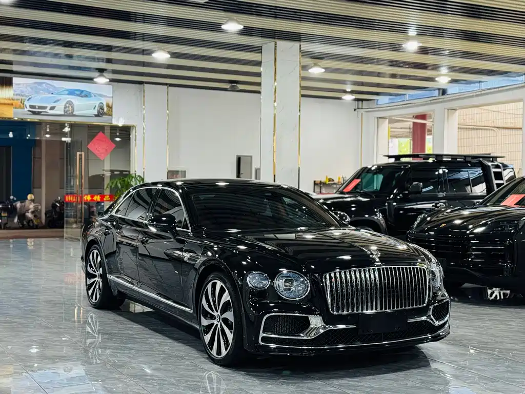Bentley Flying Spur 2024 V8 Edition 8